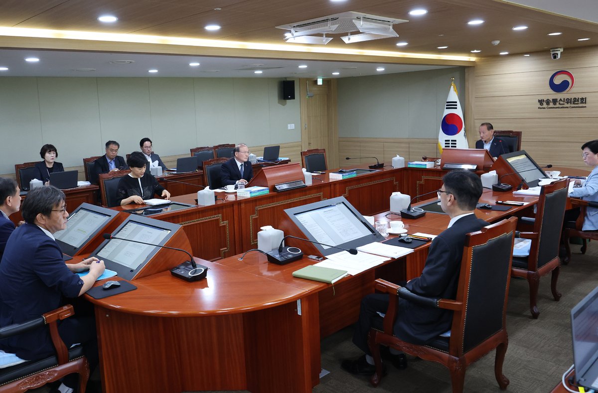 JTBC정치부회의 tweet media