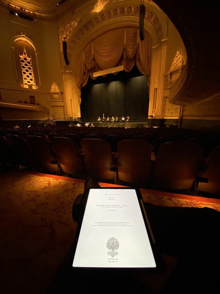 andrewtpardini's tweet photo. Happy opening night to San Francisco Opera’s El último sueño de Frida y Diego. An imaganitive, new SFO co-commission by Gabriela Lena Frank and Nilo Cruz. All the tois to my fellow Mictlantecutli!! #Contemporary #CoverLife #LaPrimeraÓperaEspañola #ProfessionalChorister #TuMirada https://t.co/hLtOtAXY1A