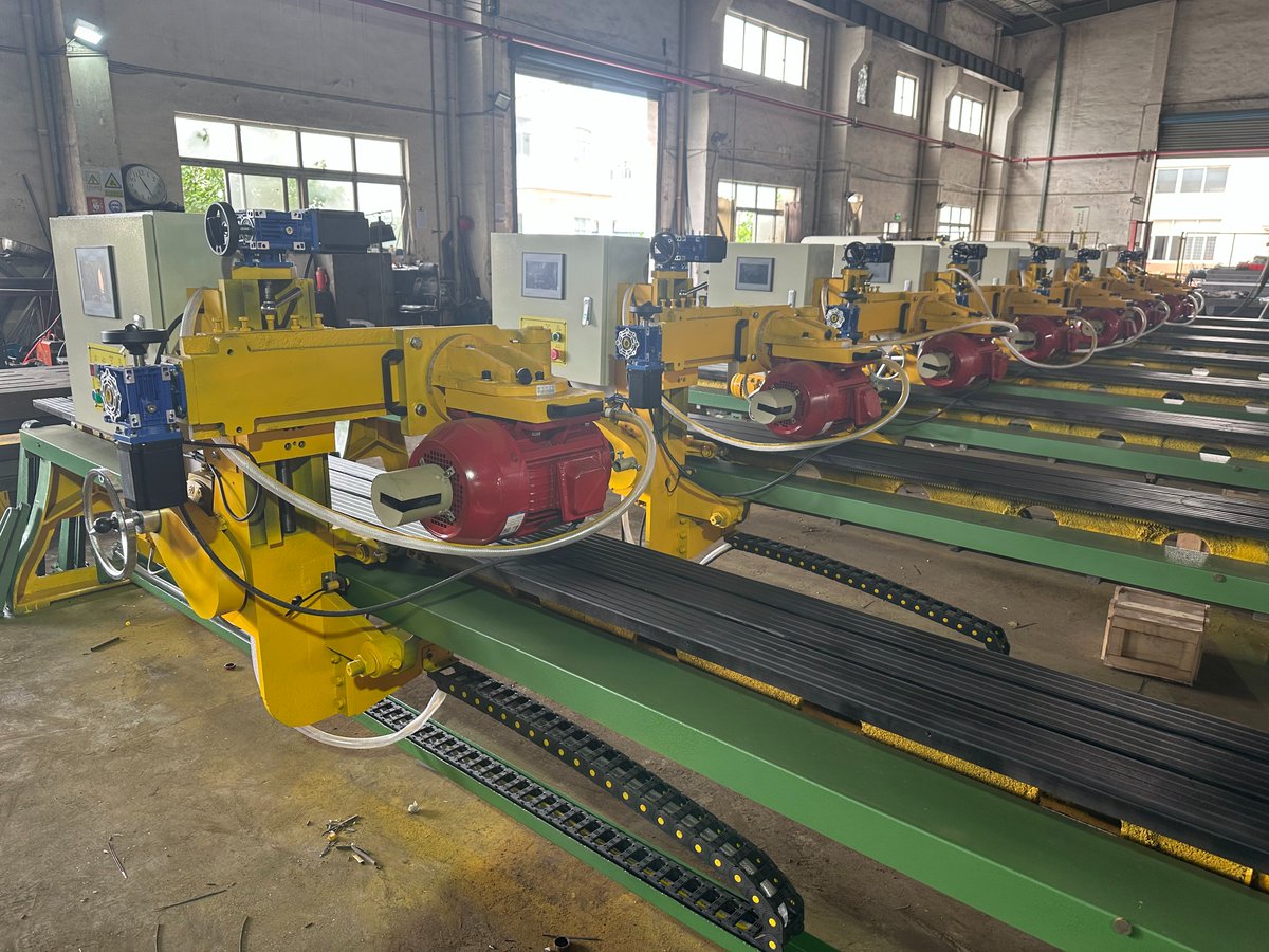 KatherineH26070's tweet photo. BIG PROMOTION!!!📢📢
The single-head stone profiling machine is on a big promotion, original factory export, unprecedented lowest price, eager to purchase as soon as possible!!!
#profilingmachine
#edgepolishing
#profilingedge
#polishing
#profiling
#machining
#stoneprocessing https://t.co/eyvExom4Ln
