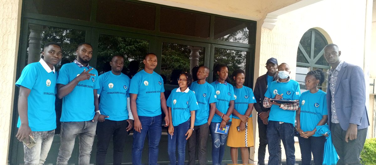 Sir, Twaraburanye tweet media