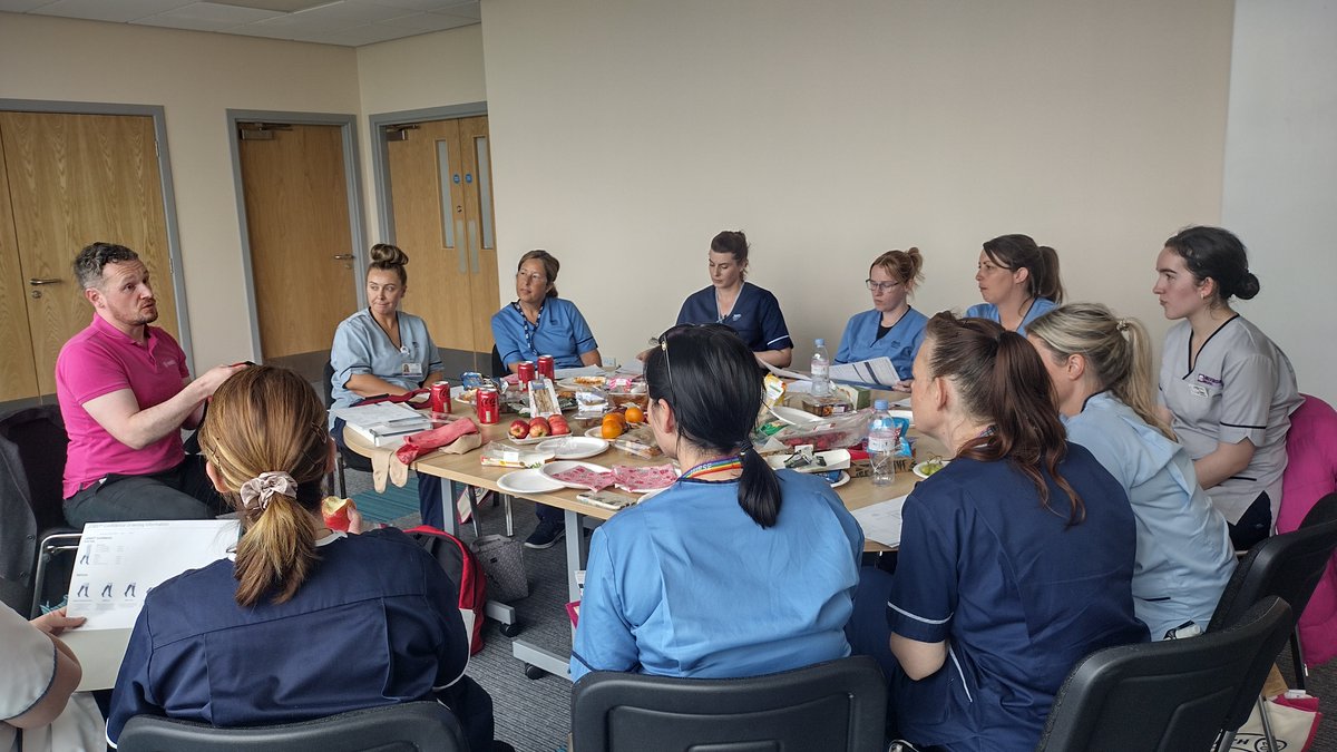 JOBSTUK's tweet photo. Our Key Account Manager, Stewart Gilmour &amp; Account Manager, Carol Donald held a dedicated @LegsMatter Week event on Monday for a group of three practices in the North of Scotland, Aberdeenshire
#LegsMatterWeek2023 https://t.co/XvkDp6Y5UD