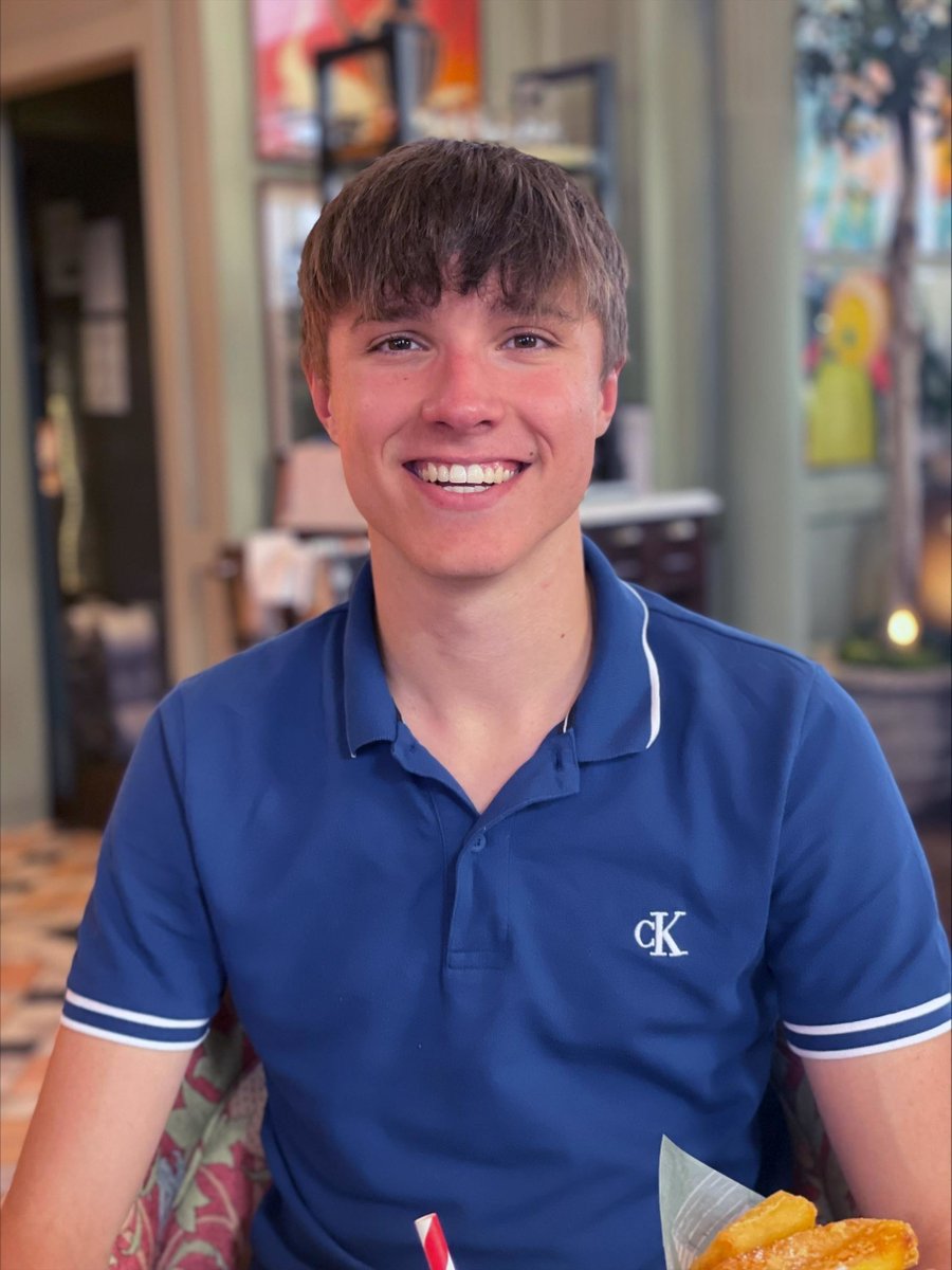 DanJohnsonNews's tweet image. Barnaby Webber's family released these pictures of the 19 year old student after his death in Nottingham yesterday morning. 
They said "Complete devastation is not enough to describe our pain and loss at the senseless murder of our son.