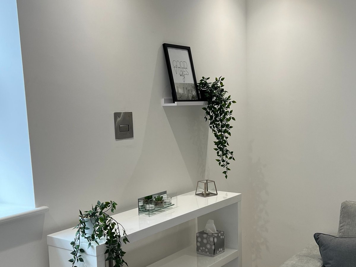 MistekLTD's tweet photo. Take a look inside this open-plan apartment in Cheadle, Stockport. Automist was installed to bring the property back in line with the building regulations as part of a fire strategy during the development of the entire building.
#firesafety #automist #firesprinkler #openplan https://t.co/dwqcuIQ7wv