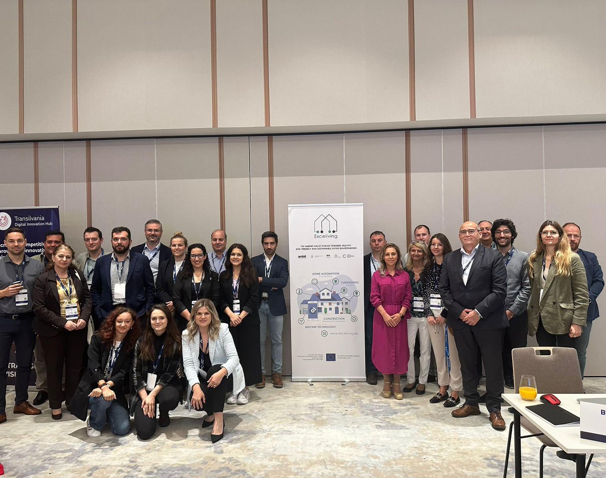 ✅During the 2nd day of the #ClusterXchange, organisations and #clusters participated in a discussion about DIHs role facilitating crossborder #collaboration between SMEs.

👁️‍🗨️They also visited Antares Romania and the laboratories of the Technical University of Cluj-Napoca