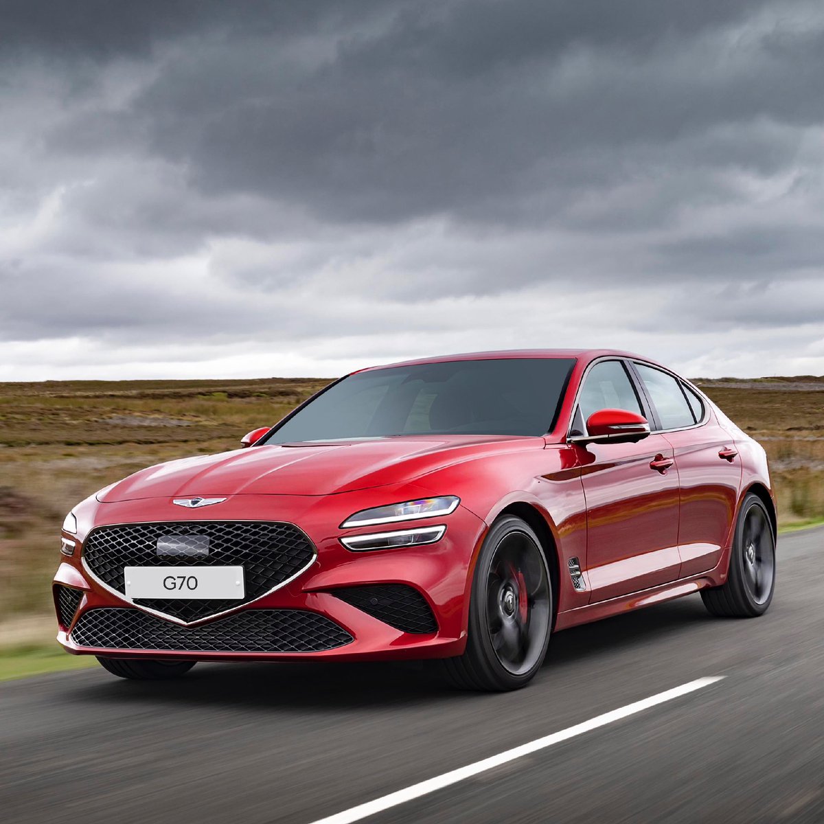 genesis_kuwait's tweet photo. التصميم الفريد و الجرئ يميز 

G70 

#Genesis #G70 #Kuwait #cars #جينيسيس
#كويت https://t.co/DrJCKecz8o