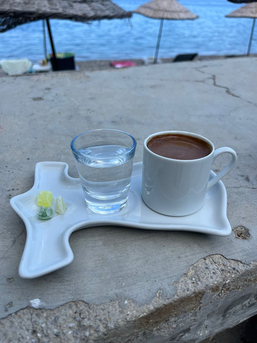 Einen schönen Morgen mit der Frau genießen im Urlaub. Herrlich ist es wenn die Seele baumelt. #Urlaub #liebe #bestefrau #TwitchStreamers #twitchtv #TwitchAffilate #twitch