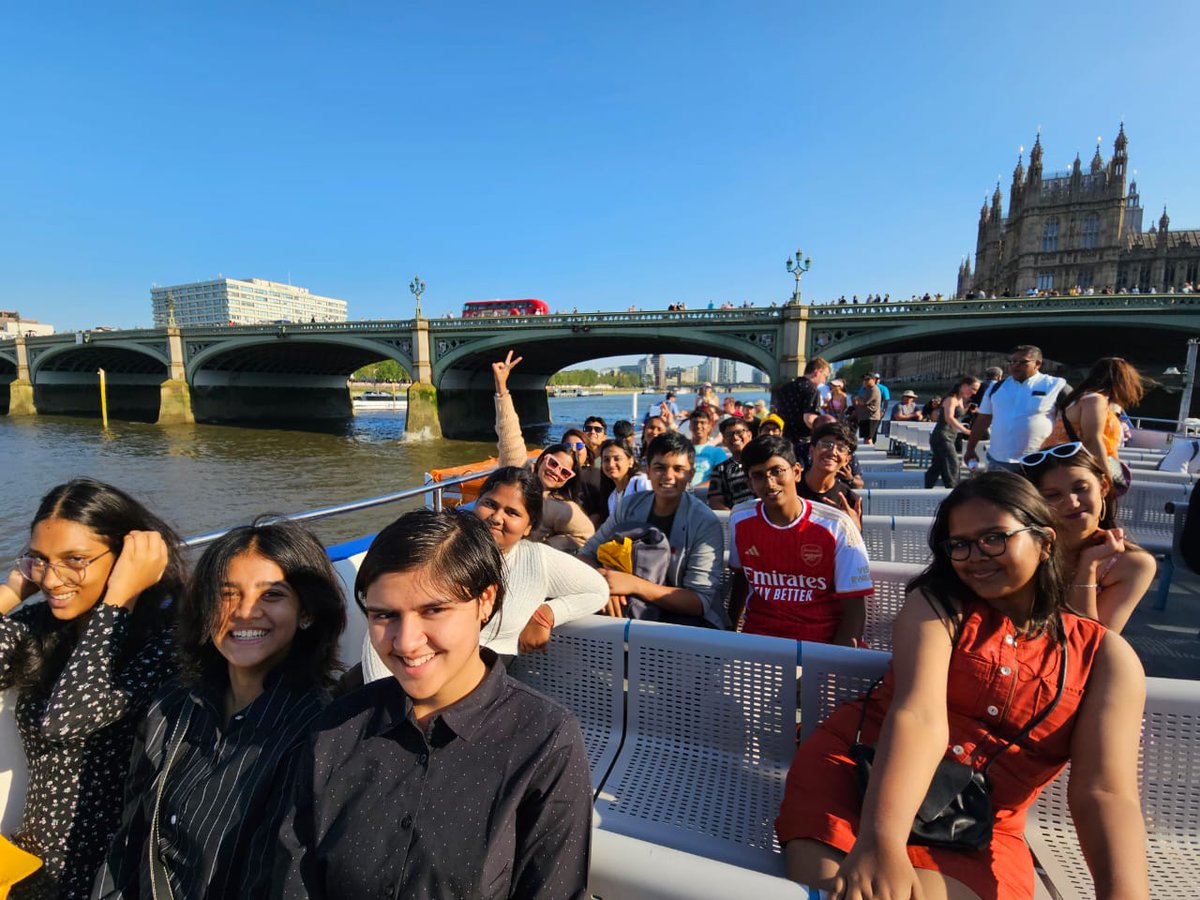 SAI_Edu_In's tweet photo. Another exciting day for our SAIoneers as they visited the enchanting world of Harry Potter. Here’s a short letter from our SAIoneers expressing their happiness.
#GlobalImmersionProgram2023
#GIP2023
#GlobalDimensions https://t.co/NTLOjjy7KI