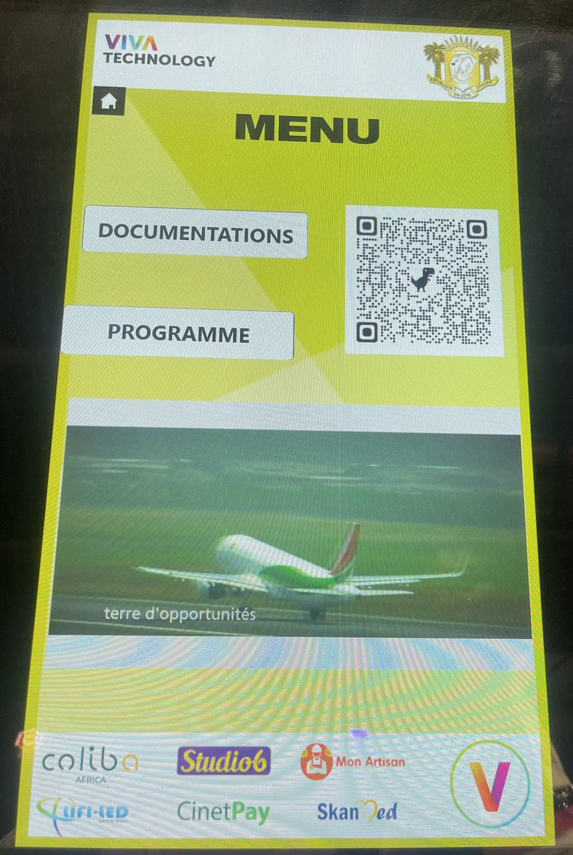 Merci au @Gouvci pour la confiance portée aux jeunes ivoiriens pour le rayonnement de la #CIV225 🇨🇮 à l’international au niveau de la #tech et de #innovation à <a href="/VivaTech/">VivaTech</a> #tech #vivatech
