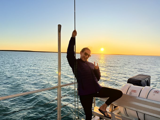 Stunning sunset last night from the cruise at Monkey Mia https://t.co/mkGOm4XFl7<a href="/tag/sizedoesmatter"class="tags"><span>#sizedoesmatter</span></a>