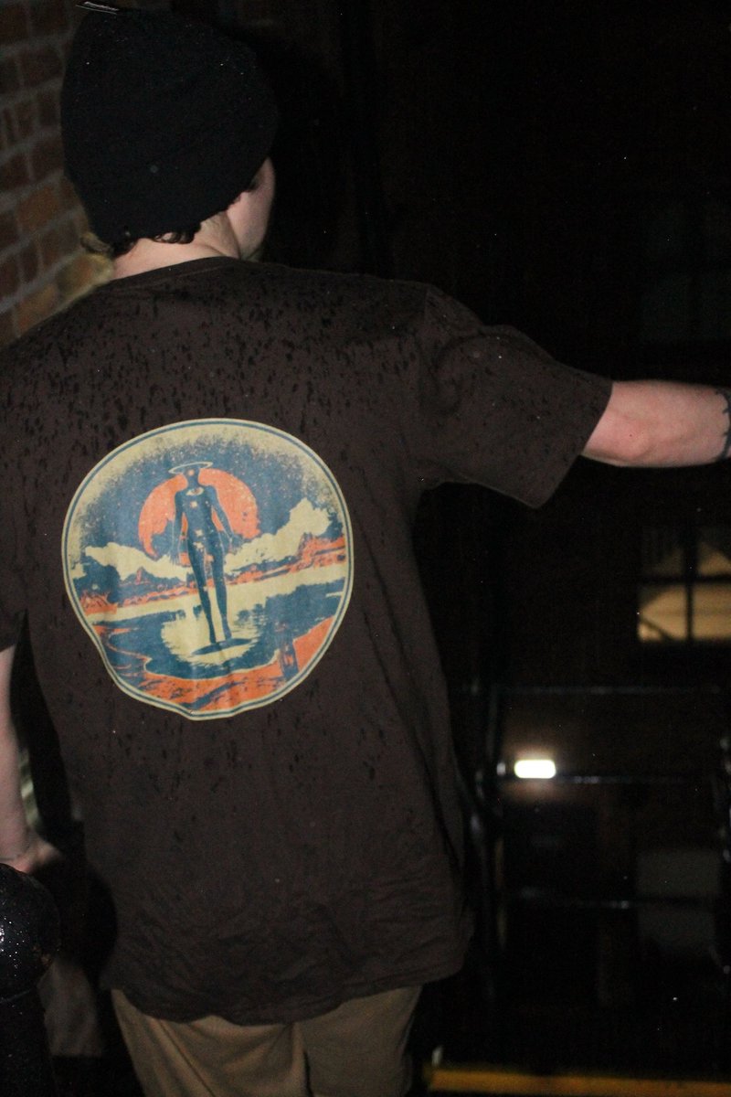 TEES ARE BACK IN STOCK! 

MEDIUM LARGE AND XL 

DM THE PAGE FOR YOURS! £20 including postage (might be a bit more if you’re outside the UK) 

ANYONE WHO PRE ORDERED THE OTHER WEEK WE WILL BE IN TOUCH WITH! 

We will also be selling these at our upcoming shows.