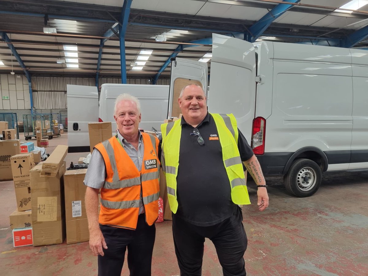 Sam (@gmbsamw) on Twitter photo Early morning <a href="/yodel/">Yodel</a> doing a pay ballot and recruiting new members @GMBGriff <a href="/gmbgillo/">Gill Ogilvie</a> <a href="/GMBMidlands/">GMB Midlands</a> ✊🏻🗳✊🏻💪🏻 Early morning <a href="/yodel/">Yodel</a> doing a pay ballot and recruiting new members @GMBGriff <a href="/gmbgillo/">Gill Ogilvie</a> <a href="/GMBMidlands/">GMB Midlands</a> ✊🏻🗳✊🏻💪🏻