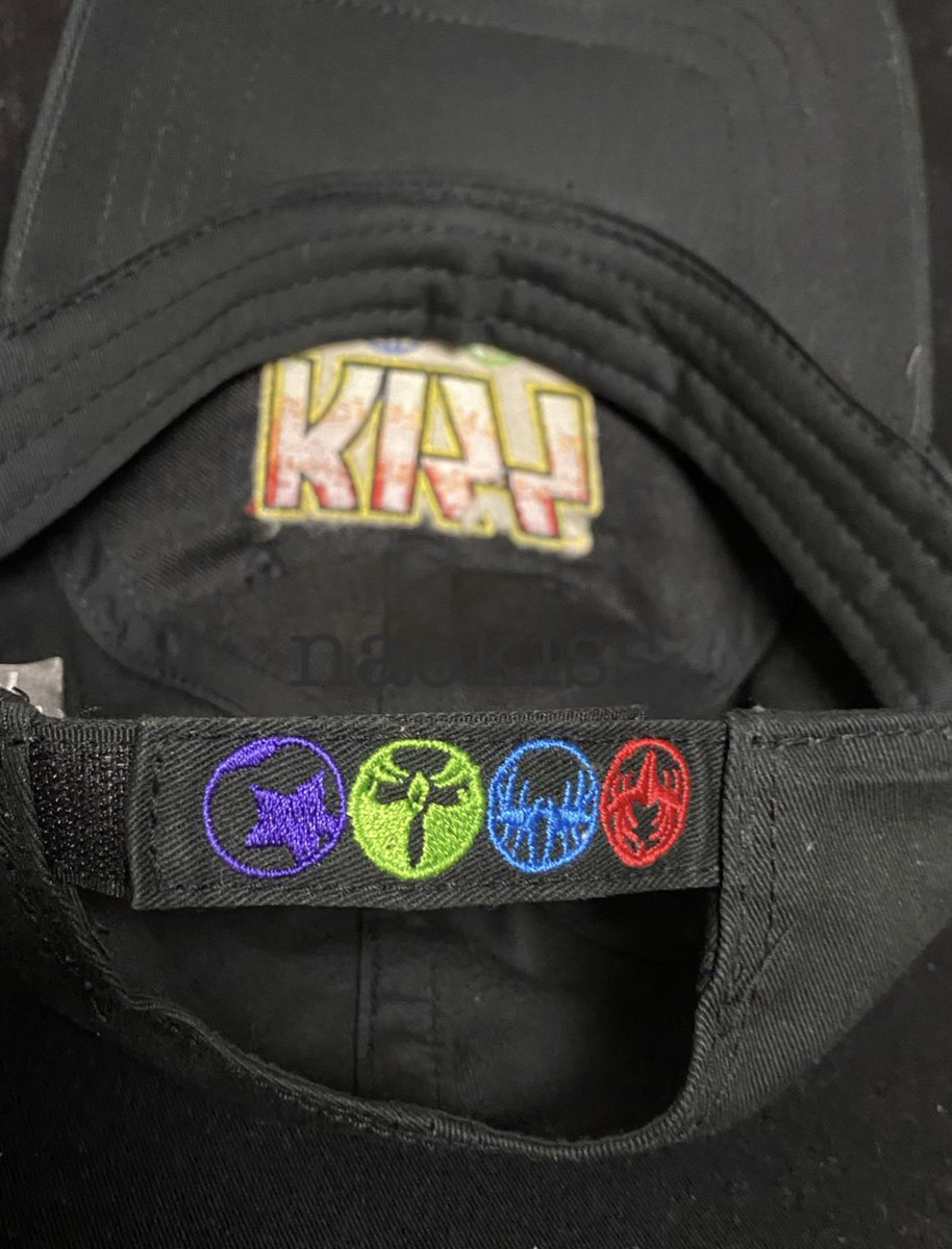 My KISS cap collection 
KISS Icons Cap 
 (4/?) TBCL
#KISS #KISS50 #CollectingKISS #Merchandise