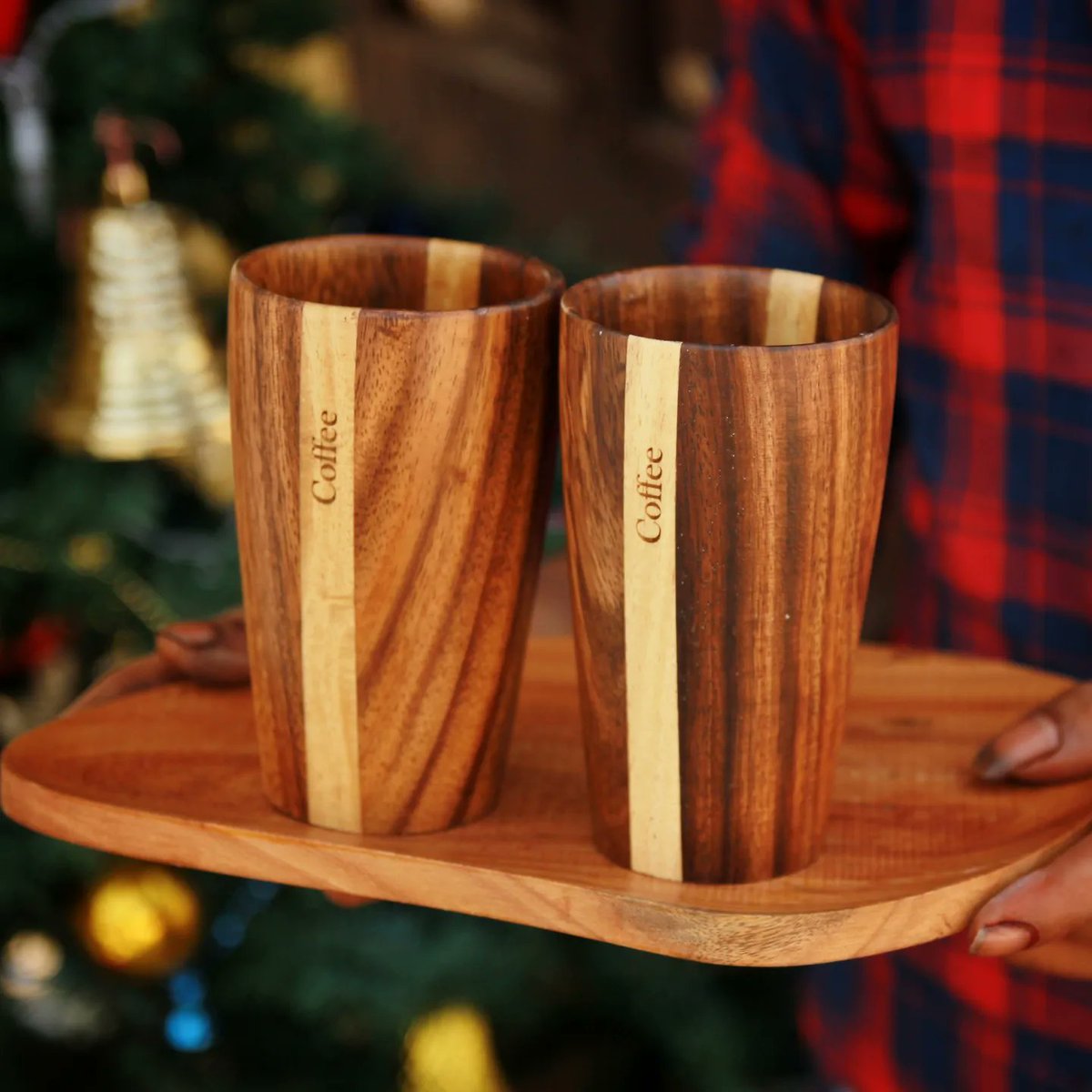 Enjoy your favourite beverage in style in our tall wooden glasses that can be personalised with your text.
#woodgeek #woodgeekstore #tallglasses #highballglasses #glassware #coffeecup #coffeeholic #kitchenaccessories #woodenkitchenware #housewarminggift #personalisedgifts