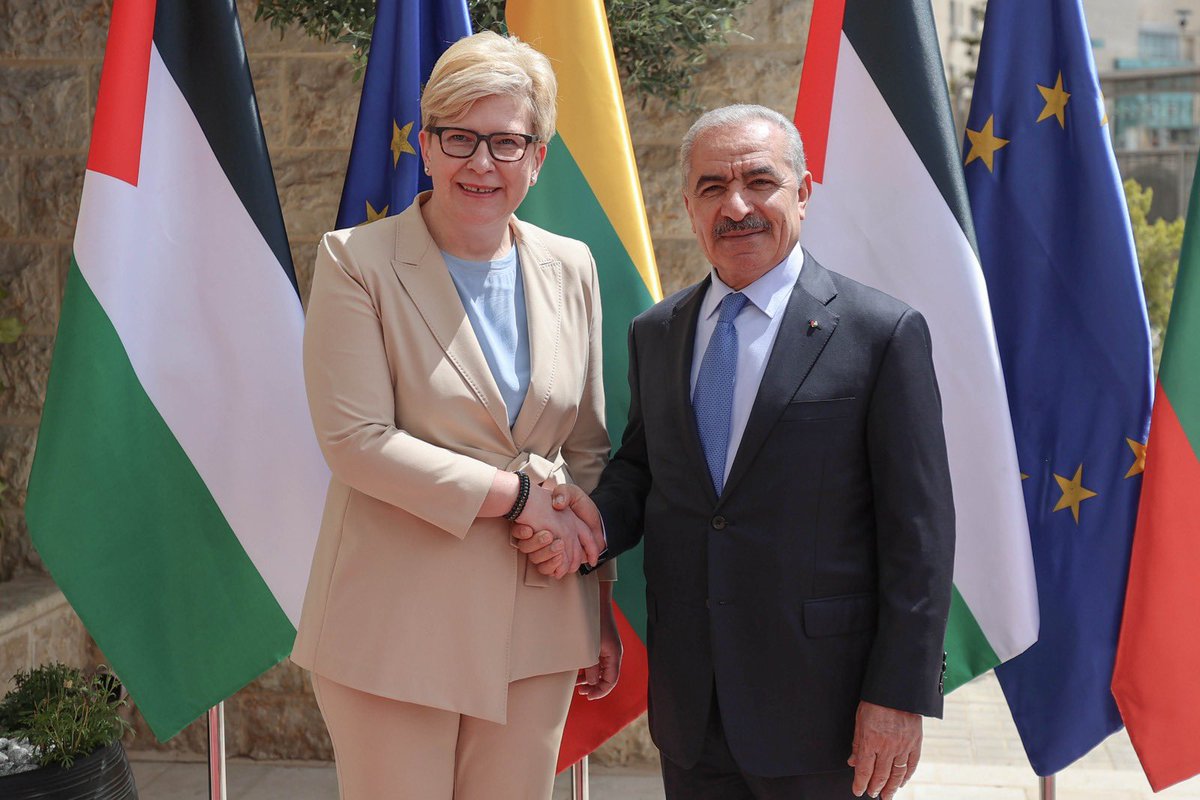 I had a fruitful meeting yesterday with Lithuanian Prime Minister @IngridaSimonyte. We discussed ways to strengthen bilateral relations and joint cooperation and exchanged views on the current situation in occupied Palestine.