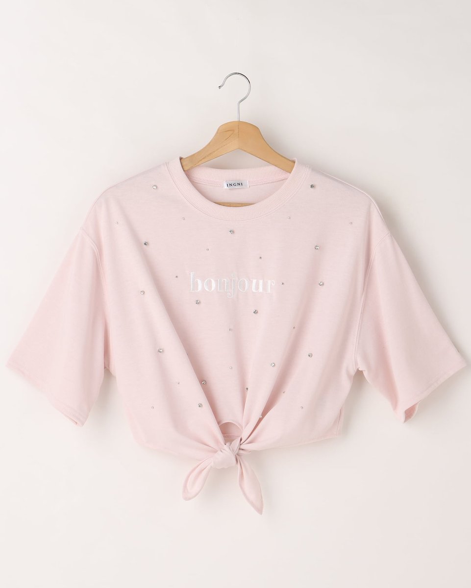 INGNI_STORE's tweet photo. 毎日をもっとかわいく、アクティブに。

カジュアルさがツボ❤
イングのTシャツは今年も大豊作。
https://t.co/Ng2ZvmXwWk

#イング #INGN https://t.co/JxwEdhjAtV