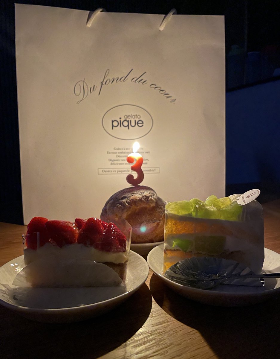 Tomomiho0612's tweet photo. 6月12日で付き合って3年という事で…
カップルで同棲ブログを始めました🎉
暇な時にでも見て行って下さい🥺

これから同棲するカップル、付き合いたてカップルはこのアカウントのフォローお願いします🙏
 #カップル #同棲  #ブログ https://t.co/AHamp7wMed