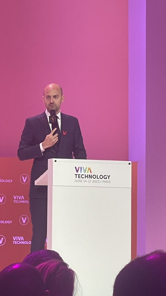 yberezaie's tweet photo. Ouverture de #Vivatech 2023, venez rencontrer les startups de #LaReunion 🇷🇪 sur le stand L44 Hall 1

@VivaTech @LaFrenchTech @LesEchos https://t.co/hBLB10anxJ