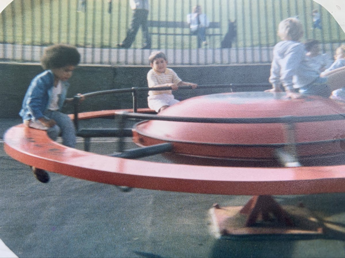 Mum gave me this at the weekend. In Parliament Hill Fields on #HampsteadHeath circa 1985. 😂 at the non existent #HealthAndSatefy Concussion and possible fractured 💀 waiting to happen.