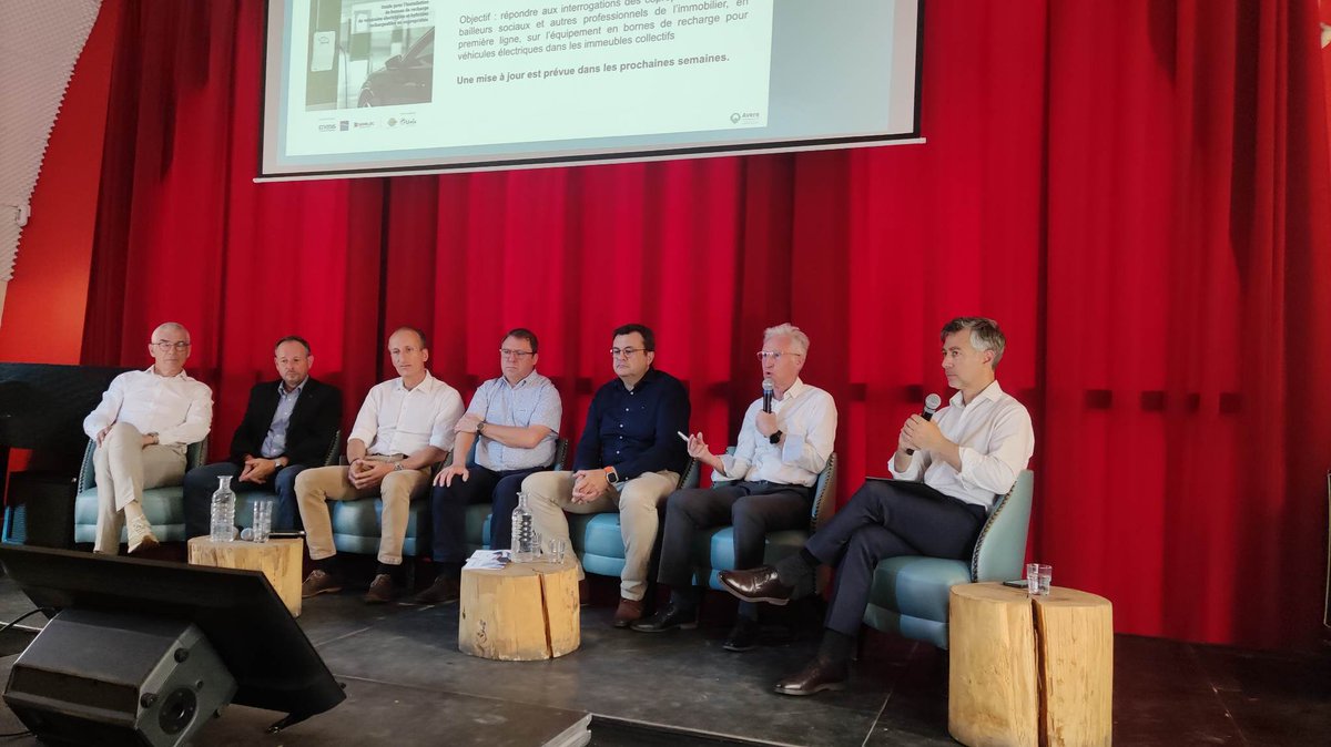 [Evénement]

Nous coorganisons ce matin, avec <a href="/legrandcircuit/">legrandcircuit</a> une conférence sur la #recharge en copropriété, accompagné de l'AFOR, <a href="/enedis/">Enedis</a>, Consuel, Michaud et l'Unex.