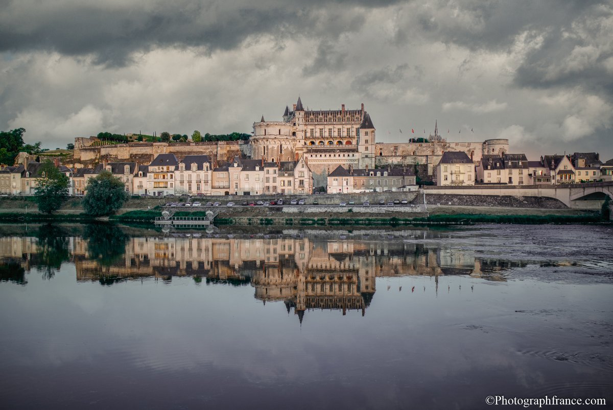 🇫🇷 Suivez-nous pour voir plus d'images du Val de Loire.
🇬🇧 Follow us to see more images from the Loire Valley.

#Photography #Photographie #攝影 #写真 #WildlifeWednesday #wednesdayvibes #Amboise #Touraine #IndreetLoire #Loire #LoireValley #ValdeLoire #France #FranceMagique