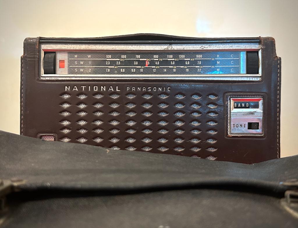 LibRadioProject's tweet image. Radio and case once belonging to Lieutenant General Mr Vuong Thua Vu, former deputy chief of the general staff of the People’s Army of Vietnam ~ displayed in the Hanoi’s B-52 Victory Museum.
#radio
#panasonic 
#hanoi
#vietnam
#b52