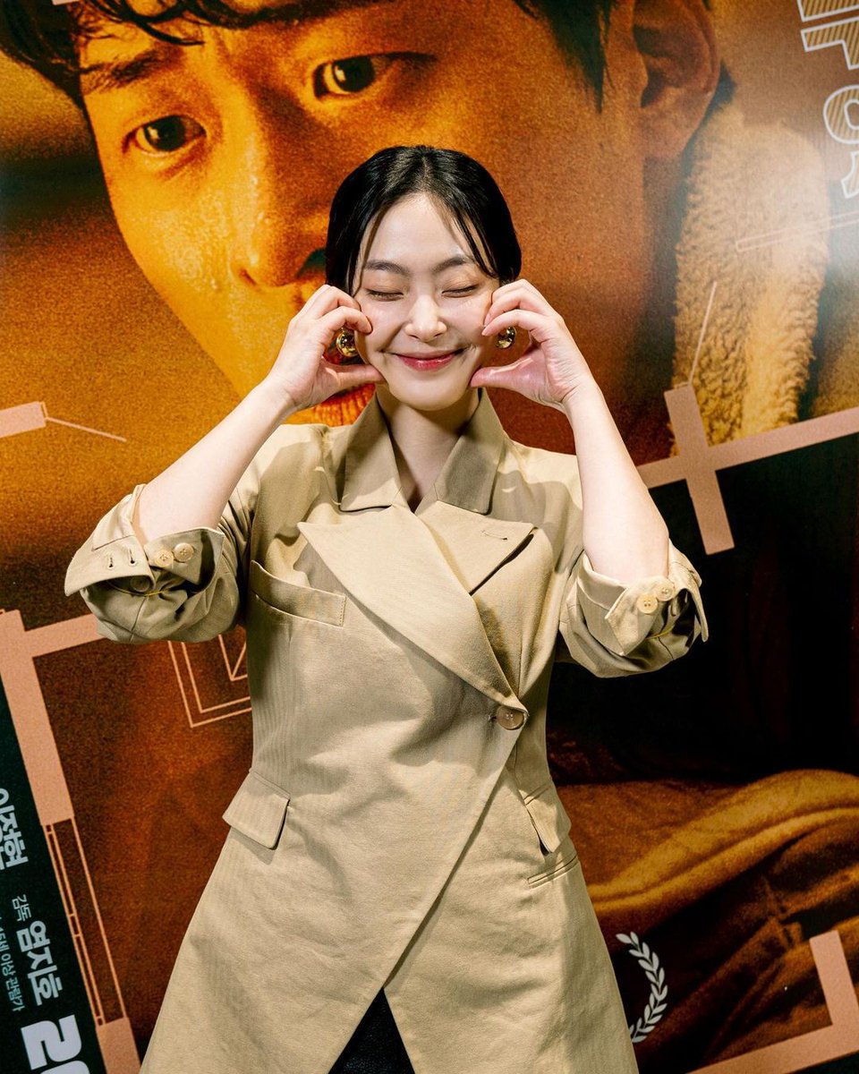 hee_jjiin's tweet photo. Hello! 

Due to I wanna go back active again here, so I decided to do unfollow-spree. 

For those who still wanna keep in touch with me, please RT/reply this tweet. Fyi, I was part of ACTGENY, The Araish, Act Castle, ACTONMUSE.

I'll wait until July 14. Thank you. 🤍 https://t.co/x8sIWecwHy
