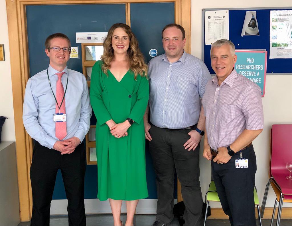 Jennifer Scott tweet media