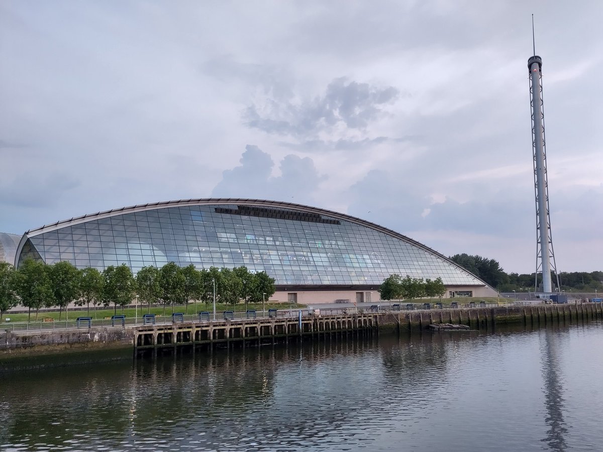 SimonPfisterer's tweet image. On my way back from #Glasgow, where I attended my first genetics Meeting @eshgsociety! Real fun! I presented @majharulmamun's work on large-scale functional profiling of #LDLR gene variants. Excellent work! Thanks also to the entire pfisteterlab.org!