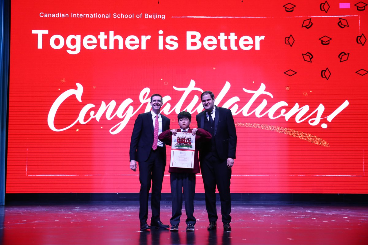 CISBeijing's tweet photo. Throughout the ceremony, students heard encouraging speeches from the Elementary Vice Principal, Mrs. Woodburn, and the Elementary Principal, Mr. Mclnnis.
They received short life lessons from each of the G5 teachers ( Mr. Bartlett, Mr. Ellewee, Mr. Watterson, and Mr. Noi)👏👏 https://t.co/bSThs5a2uP