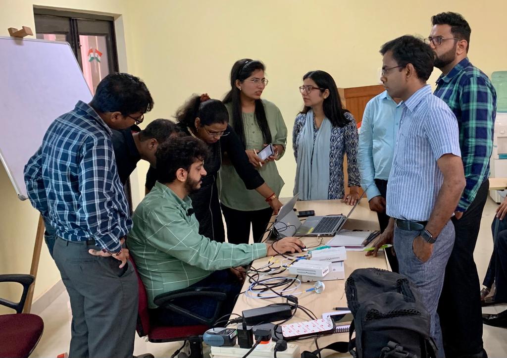 DoT_India's tweet image. @DoT_India  @DotWmo conducted capacity-building session for IRRS officers for testing #5G services in India to ensure quality of internet and interference-free services.