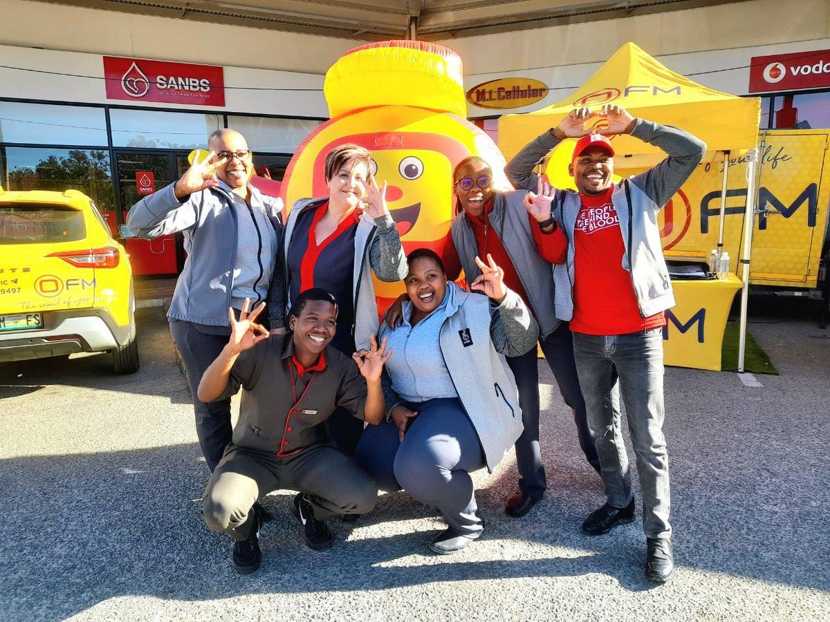 OFMNuus's tweet photo. #OFMMidMorningMagic is live from the SANBS Klerksdorp Donor Centre for World Blood Donor Day. Want to donate blood? Read more: https://t.co/T8Re6pO2vY. https://t.co/xUNMpTFjcr
