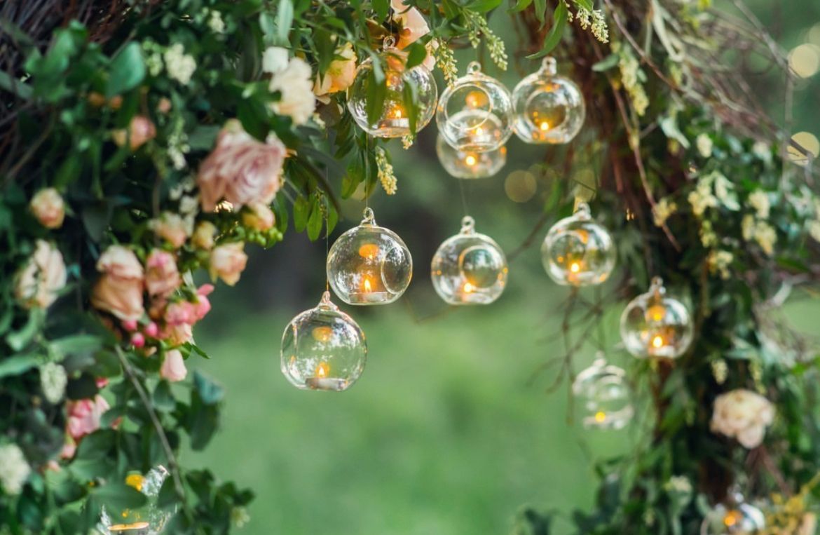 Garden party must-haves…

🌸 Farm-to-table Cuisine 
🌼 Garden Games
🌸 Botanical Cocktails
🌼 Outdoor Rugs &amp; Cushions
🌸 Plenty of Lighting
🌼 Eco-friendly Decoration 

Get in touch and ask us for help! 

 #gardenpartyideas #eventplanningtips #2023trends #partyplanner #london