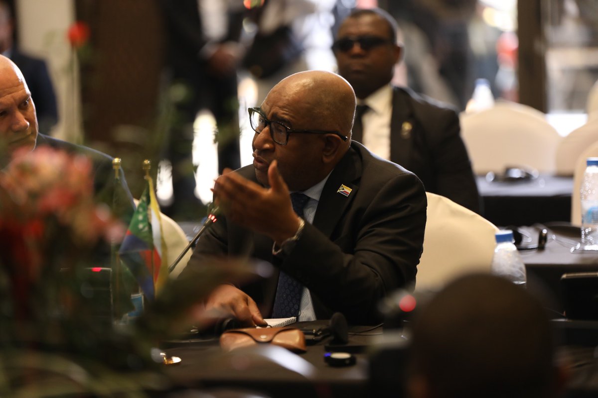 UNDPAfrica's tweet photo. Africa's oceans &amp; seas are 🔑 for inclusive economic transformation.

The #BlueFutureConference in 🇰🇲 explores islands and coastal states potential, at the intersection of #BlueEconomy &amp; #ClimateAction resonating with the #AfCFTA mission for a sustainable future. https://t.co/g3CvNPxszp