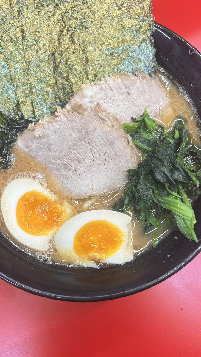 chapa__king's tweet photo. @lys_r0 おかえりなさい🥺
昨晩深夜食べた家系貼っておきます😇 https://t.co/iQlrI1MR1u