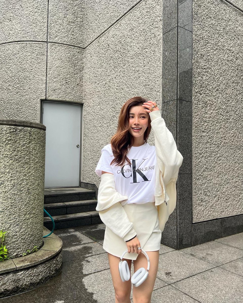 mirin_chen_'s tweet photo. 梅雨は特に太陽が恋しい https://t.co/6gebFG29HZ