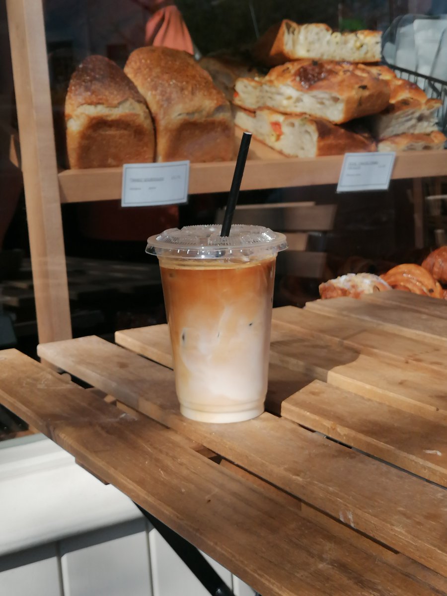We've got another day of BEAUTIFUL sunshine here in Cardiff! All three sites are open today and ready to bring you all the Ground goods - pop in for picnic essentials, bread for BBQ's &amp; of course plenty of house drinks over ice! 

#groundtogo #cardiffcoffee #cardiffsummer