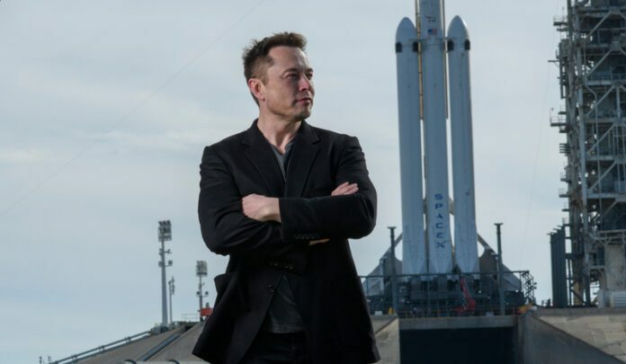 #ICYMI: Pretoria-born billionaire Elon Musk is once again the richest man in the world, according to The Bloomberg Billionaire’s Index. Musk is back in first place with a net worth of $221 billion.

READ MORE: buff.ly/3qJPWRW