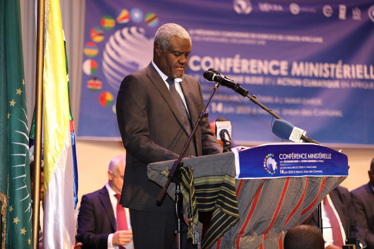 ONU_Comores's tweet photo. Ouverture de la session de haut-niveau de la #BlueFutureConference sous le haut patronage de S.E.M @PR_AZALI  et @AUC_MoussaFaki. Des messages forts sur la voix commune des États insulaires et côtiers africains dans l’action climatique et le développement durable. https://t.co/zBTy1TZSFu