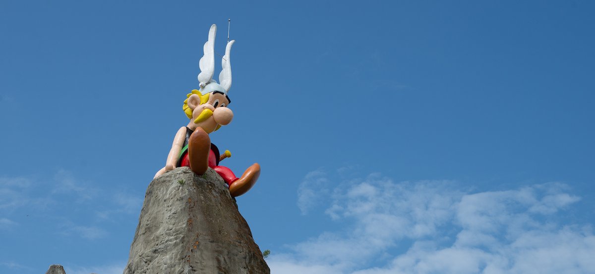 Parc Astérix: breaking records at the French home-grown theme park. 

tinyurl.com/yksb2949