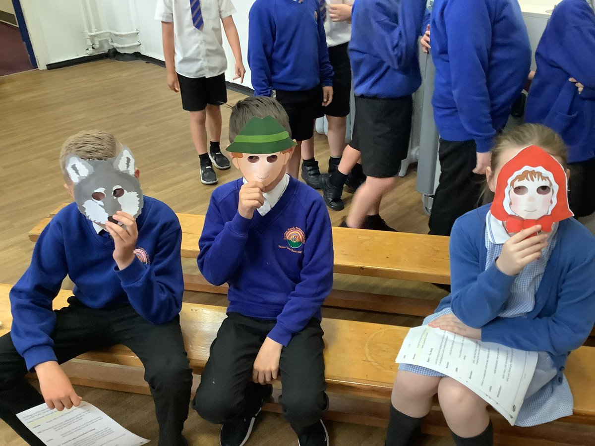 Mrs Richardson tweet media