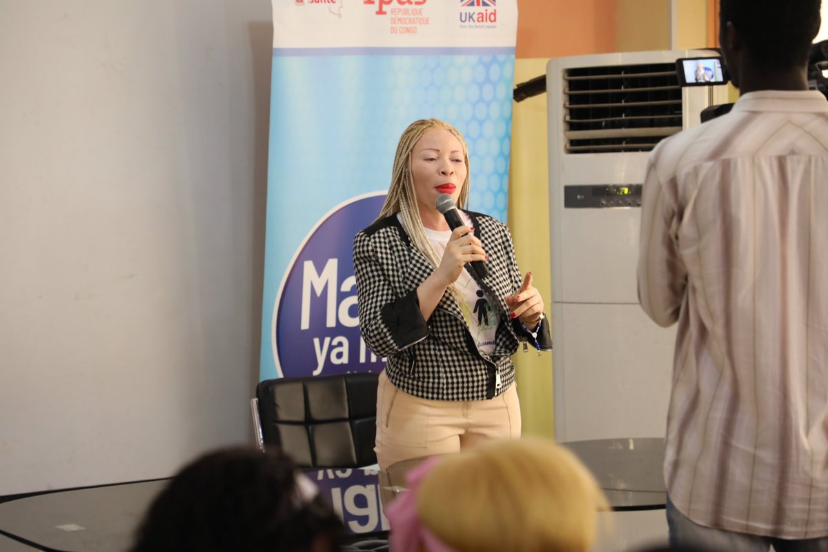 MakokiYaMwasi's tweet photo. #ILookOutForAlbinism Plus de 200 femmes et jeunes filles atteintes d'albinisme ont été sensibilisées sur le #DSSR au tour d'un dialogue organisé par @IpasOrg.
Il est essentiel que la communauté accompagne et protège les femmes et jeunes filles atteintes d'albinisme. https://t.co/wjhherZsTt