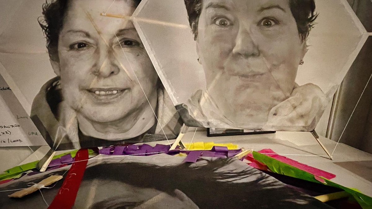 🪢 Aquesta acció culmina la col·laboració iniciada fa quatre mesos amb Enmedio, un col·lectiu d’activisme creatiu amb una gran trajectòria d’incidència en l’espai públic amb accions amb molt impacte visual i carregades de compromís social.

📲 enmedio.info