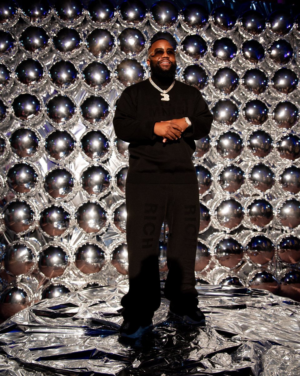 casspernyovest's tweet photo. Iconic . July 28 #Solomon https://t.co/DdDKCk5iUc