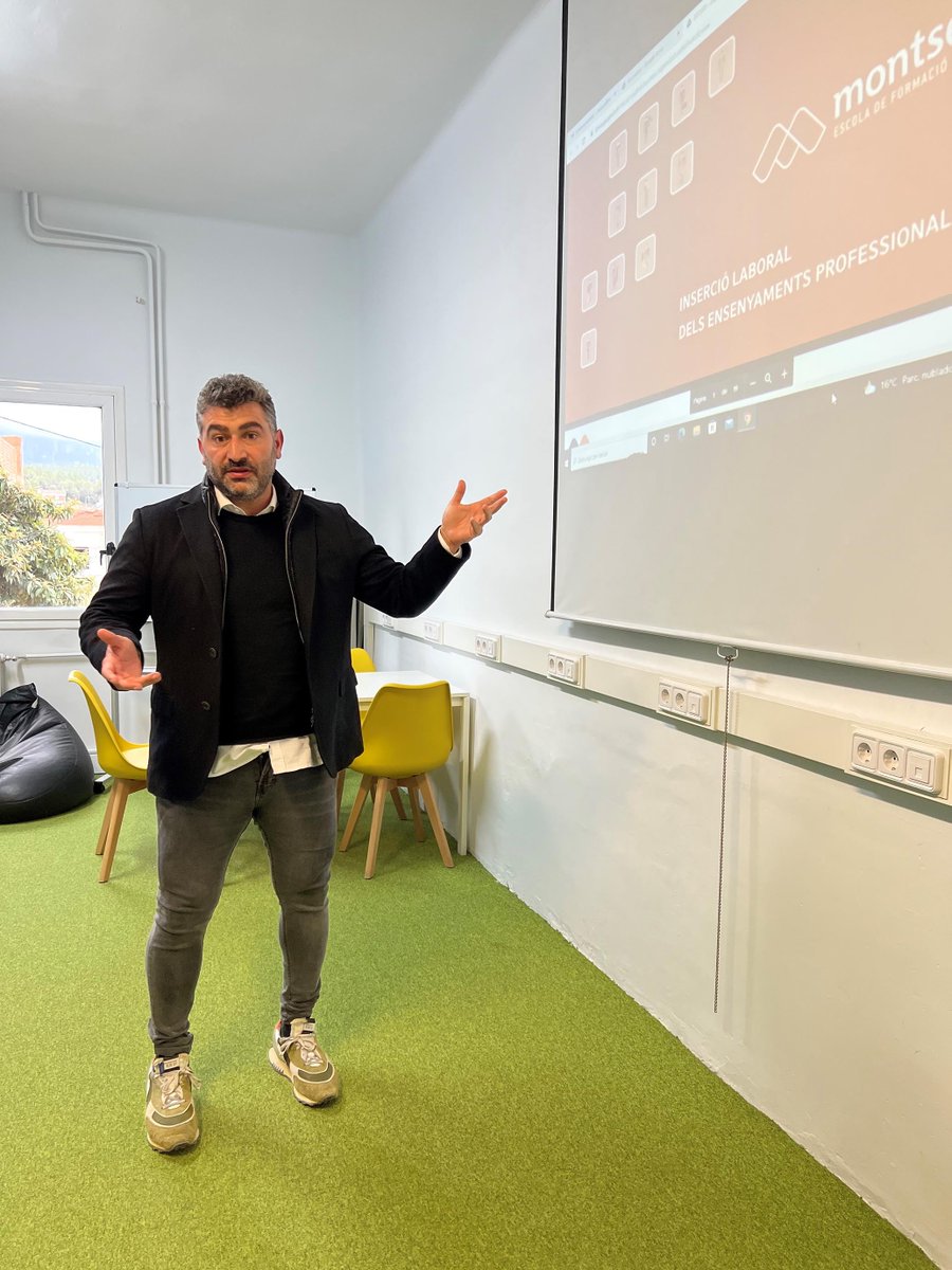📣 Boníssimes dades del nostre darrer estudi d'#inserciólaboral (graduats 21-22): 
1️⃣ Només el 0,8% busca feina 9 mesos després d'acabar els estudis! #aturzero
2️⃣ Més del 31% ha trobat feina a través de l’Escola.
3️⃣ I més! Tota la info detallada 🔽
montserratfp.cat/2023/06/14/men…

#FP