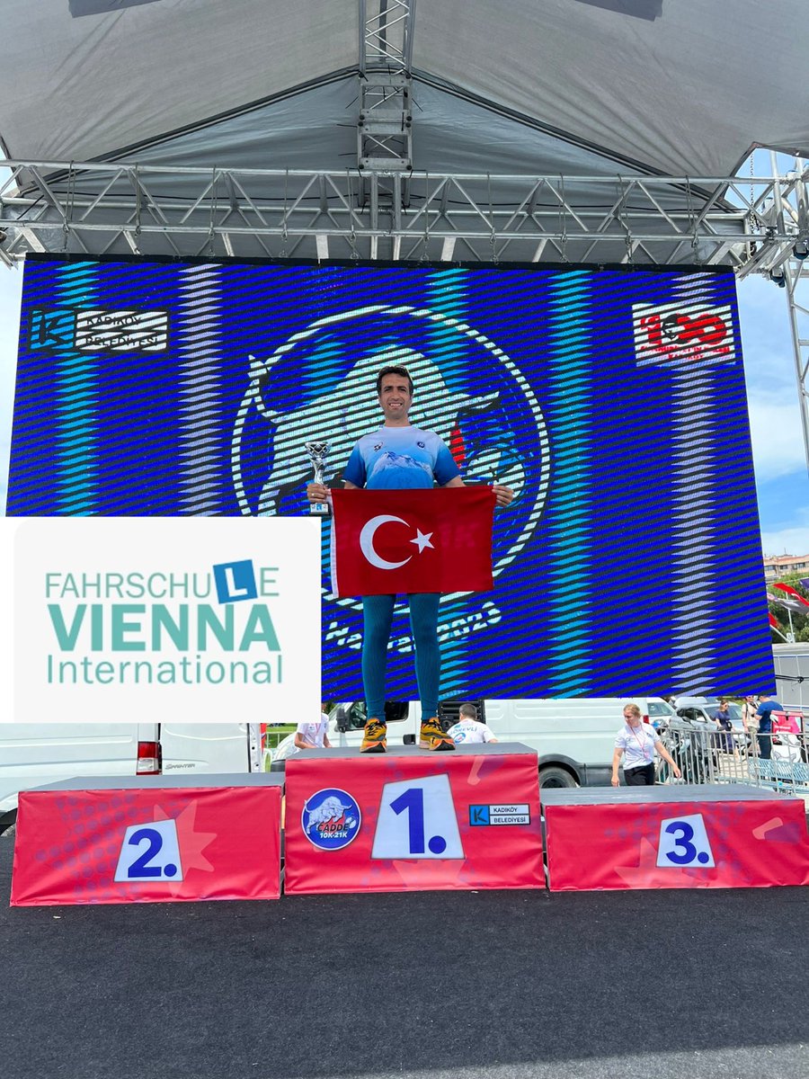 MustafaIscel's tweet image. Fahrschule Vienna unterstützt auch Läufer im Internationalen Bereich.Marathon in Istanbul 1.Platz.Wir gratulieren unseren Sieger 👍👏💪 Lg M.Iscel