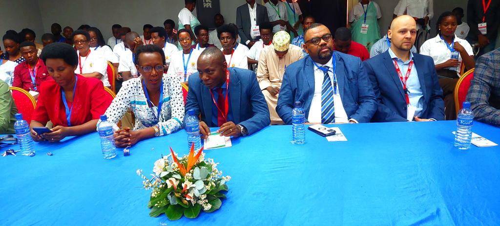 Depuis ce matin du 14/6/023,les cérémonies de lancement de la Foire Made in Burundi et Forum de Partenariat Académique Public-Privé, Edition 023 se déroulent à l'hôtel Source du Nil à Bujumbura,sous le Haut Patronage de SE le Vice- Président de la République,Ir Prosper BAZOMBANZA