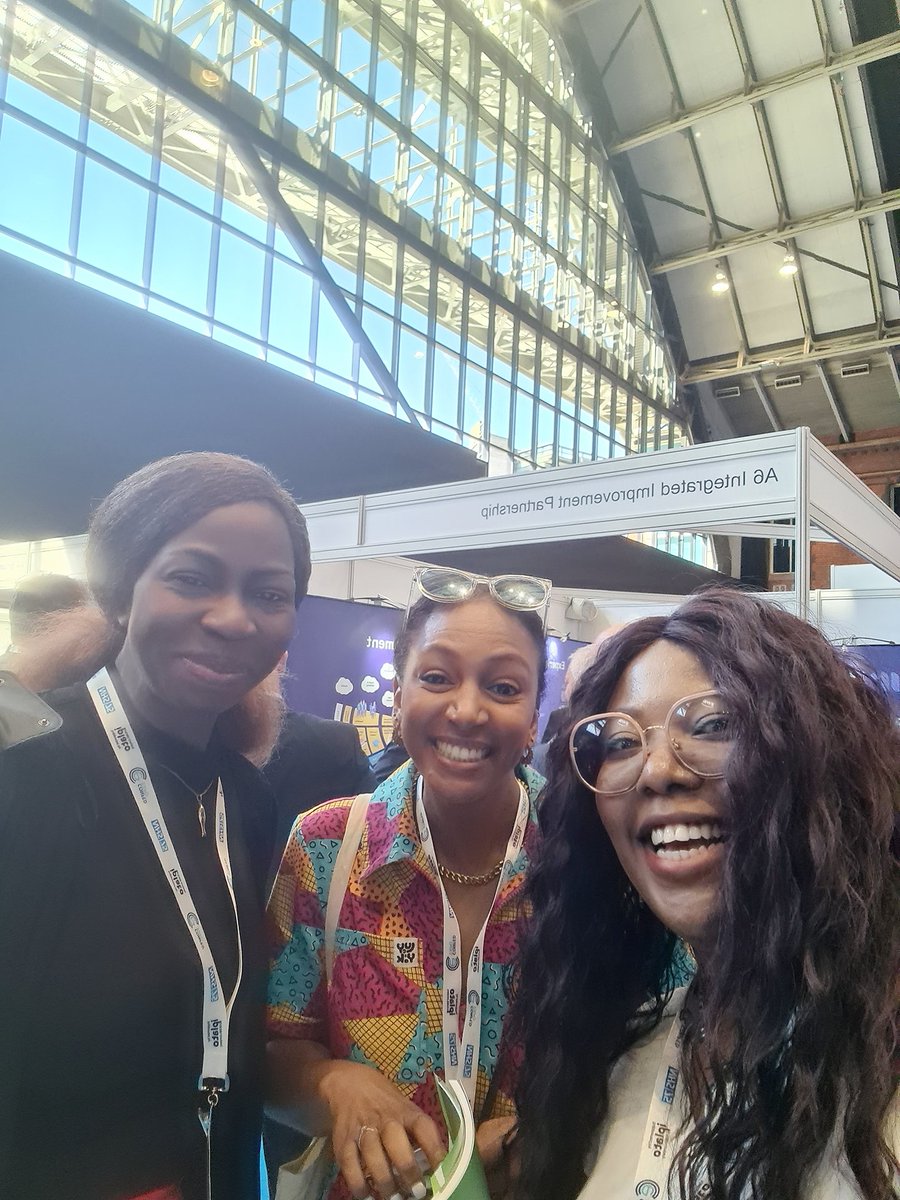 All smiles from @BolaOwolabi8 @LeiciaFeare #NHSConfedExpo 

Together we can reduce #healthinequalities to transform health and care for all

Visit Stand c34 to learn about #socialprescribing #linkworkers who reduce inequalities and improve outcomes