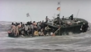 tompalmerauthor's tweet image. Please help spread the word about five stories I have written with @Literacy_Trust for next week&apos;s #RefugeeWeek. If you think them worthwhile.
Called BOAT PEOPLE and based on testimony, they are short stories for schools to read aloud. 
Age 10+. All free.
literacytrust.org.uk/resources/refu…