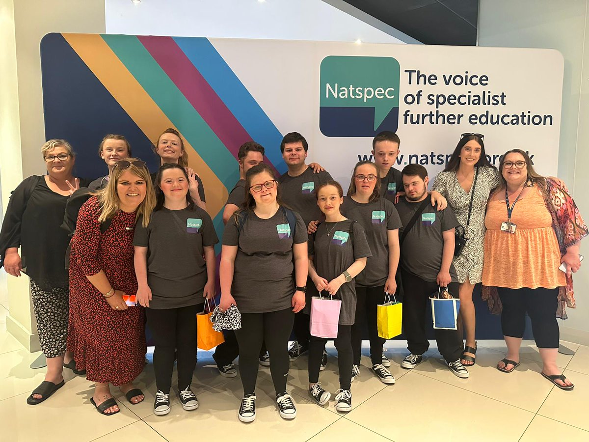 DerwenCollege's tweet photo. Performing Arts students surprised delegates at @Natspec Conference with a flash mob during the drinks reception, yesterday. Teacher Jessie said they had an amazing time and were treated like royalty. Thank you, Natspec!
#PerformingArts #BornToPerform @dc_performing https://t.co/0KVj2FK5I0