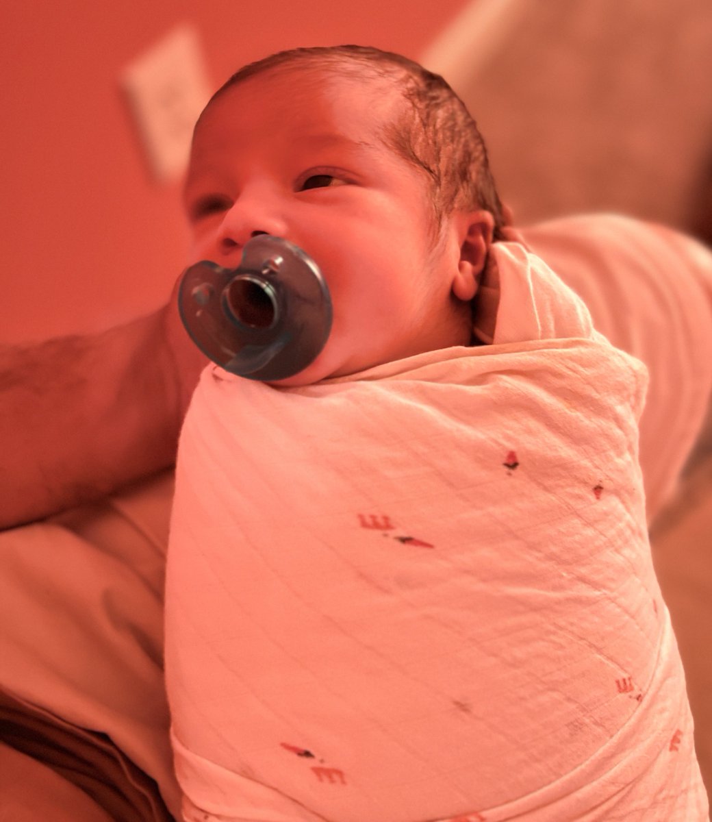 Roclogic's tweet image. Welcome to the world baby girl.. if you haven't seen me on Social Media much, it's because we got a new member of the family. From a heartbreaking miscarriage, to never losing faith, and now ...God's blessing ... #SemperFi